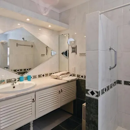 Vista Dos Pinheiros *